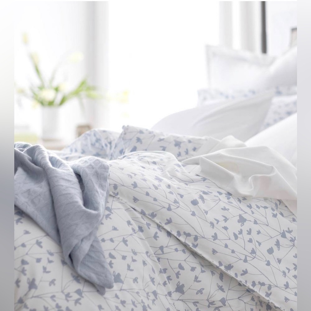 NEW The Company Cotton Ivy White Botanical Rayon Made Bamboo Sateen Comf… - Picture 2 of 4